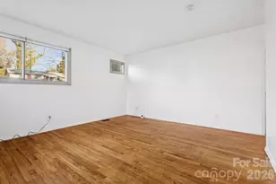 2701 Sonora Ln, Charlotte, NC 28208 - Photo 9