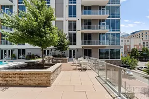 500 W Trade St, Charlotte, NC 28202 - Photo 19