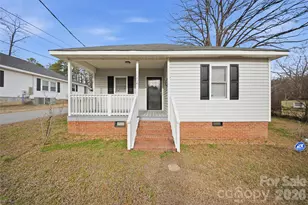 1004 Plymouth St, Gastonia, NC 28054 - Photo 3