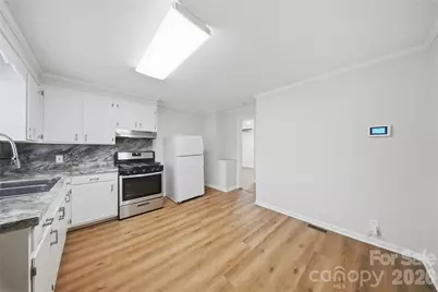 1004 Plymouth Street, Gastonia, NC 28054 - Photo 9