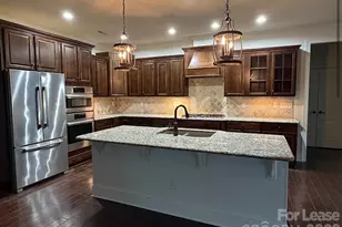 13106 Hazelbrook Ln, Cornelius, NC 28031 - Photo 3