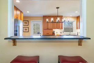 39 N Pershing Rd, Asheville, NC 28805 - Photo 5