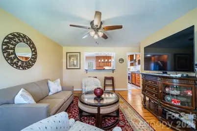 39 N Pershing Road, Asheville, NC 28805 - Photo 7