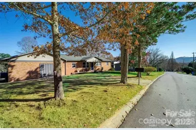 39 N Pershing Road, Asheville, NC 28805 - Photo 3