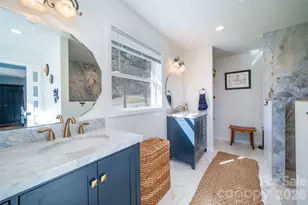 39 N Pershing Rd, Asheville, NC 28805 - Photo 15