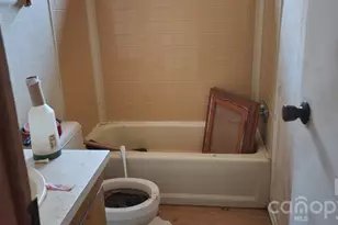 1142 Hidden View Loop, Marion, NC 28752 - Photo 13