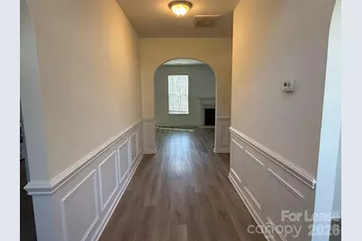 10931 Chastain Parc Drive, Charlotte, NC 28216 - Photo 7