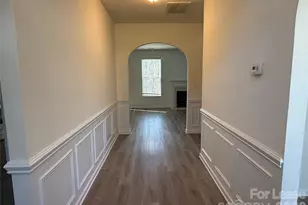 10931 Chastain Parc Dr, Charlotte, NC 28216 - Photo 7
