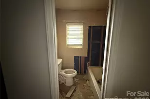 2445 Julia Ave, Charlotte, NC 28206 - Photo 23