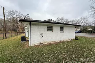 2445 Julia Ave, Charlotte, NC 28206 - Photo 15