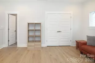 2245 Electric Ln, Charlotte, NC 28205 - Photo 25