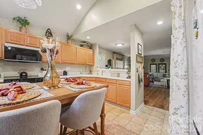 8331 Christmas Court #5401, Charlotte, NC 28216 - Photo 5