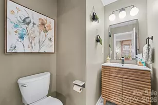 8331 Christmas Ct, Charlotte, NC 28216 - Photo 17