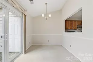 9209 Kings Canyon Dr, Charlotte, NC 28210 - Photo 7