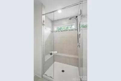 8018 Saluda Drive, Charlotte, NC 28269 - Photo 13