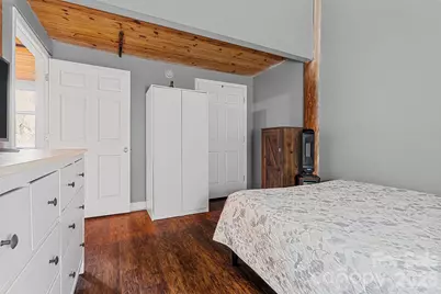 201 S Hoskins Road #230, Charlotte, NC 28208 - Photo 7