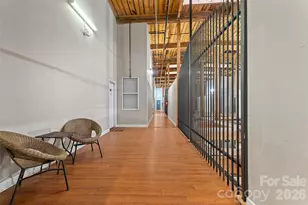 201 S Hoskins Rd, Charlotte, NC 28208 - Photo 37