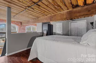 201 S Hoskins Rd, Charlotte, NC 28208 - Photo 25