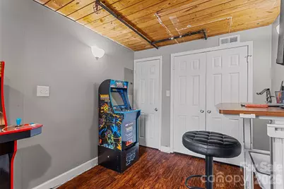 201 S Hoskins Road #230, Charlotte, NC 28208 - Photo 21