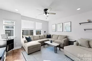 2310 Elizabeth Ml Pl, Charlotte, NC 28208 - Photo 13