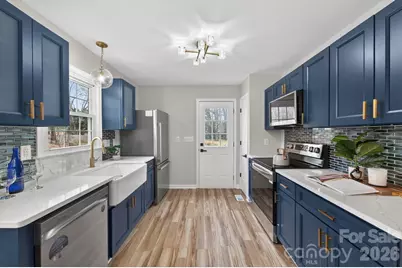 12215 Windy Wood Court, Charlotte, NC 28273 - Photo 11