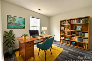 8340 Hornwood Ct, Charlotte, NC 28215 - Photo 15