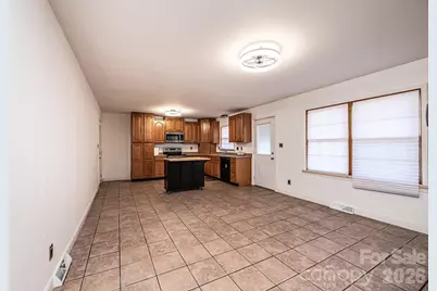 620 Diamondhead Drive NE, Lenoir, NC 28645 - Photo 19