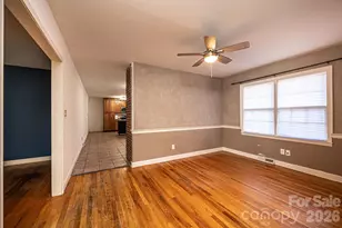 620 Diamondhead Dr NE, Lenoir, NC 28645 - Photo 17