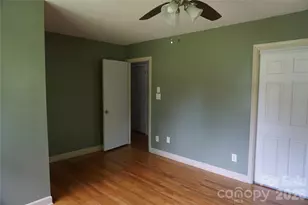 620 Diamondhead Dr NE, Lenoir, NC 28645 - Photo 29