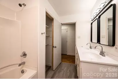 620 Diamondhead Drive NE, Lenoir, NC 28645 - Photo 29