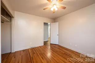 620 Diamondhead Dr NE, Lenoir, NC 28645 - Photo 35