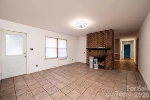 620 Diamondhead Dr NE, Lenoir, NC 28645 - Photo 21