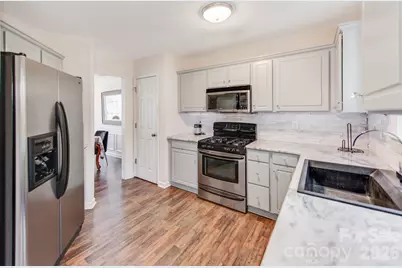 14204 Queens Carriage Place, Charlotte, NC 28278 - Photo 15