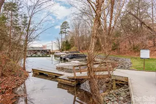 14204 Queens Carriage Pl, Charlotte, NC 28278 - Photo 45