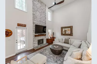 14204 Queens Carriage Place, Charlotte, NC 28278 - Photo 3