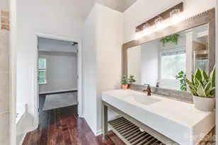 14204 Queens Carriage Pl, Charlotte, NC 28278 - Photo 23