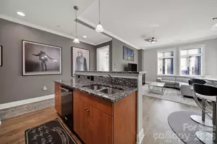 230 S Tryon St, Charlotte, NC 28202 - Photo 7