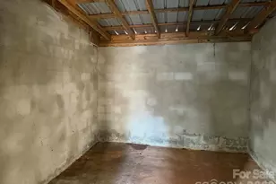 1677 US-221A Hwy, Forest City, NC 28043 - Photo 21