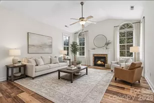 823 Wynnshire Drive, Hickory, NC 28601 - Photo 1