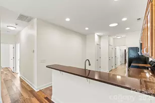 823 Wynnshire Drive, Hickory, NC 28601 - Photo 17