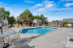 823 Wynnshire Drive, Hickory, NC 28601 - Photo 35