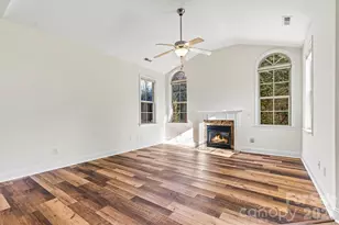 823 Wynnshire Drive, Hickory, NC 28601 - Photo 13