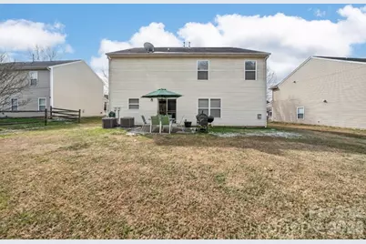 3902 Larkhaven Village Drive, Charlotte, NC 28215 - Photo 23