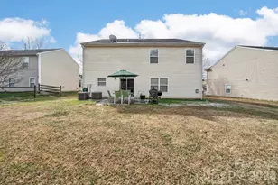 3902 Larkhaven Village Dr, Charlotte, NC 28215 - Photo 23