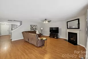 3902 Larkhaven Village Dr, Charlotte, NC 28215 - Photo 5