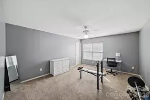 3902 Larkhaven Village Dr, Charlotte, NC 28215 - Photo 17