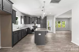 1211 Laurel Woods Dr, Gastonia, NC 28052 - Photo 11