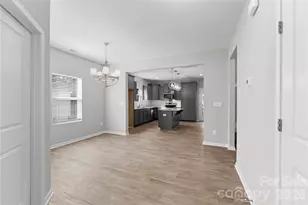 1211 Laurel Woods Dr, Gastonia, NC 28052 - Photo 3