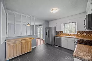 408 Rowan Gq St, Salisbury, NC 28146 - Photo 11