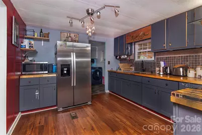 5727 Thompson Road, Charlotte, NC 28216 - Photo 9